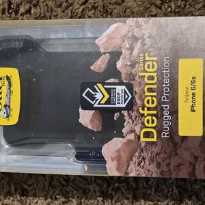 OtterBox Defender Series Black Case for iPhone 6/6s